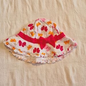 Crazy 8 girls size 12-24 months jersey knit white hat with butterfly design NWT